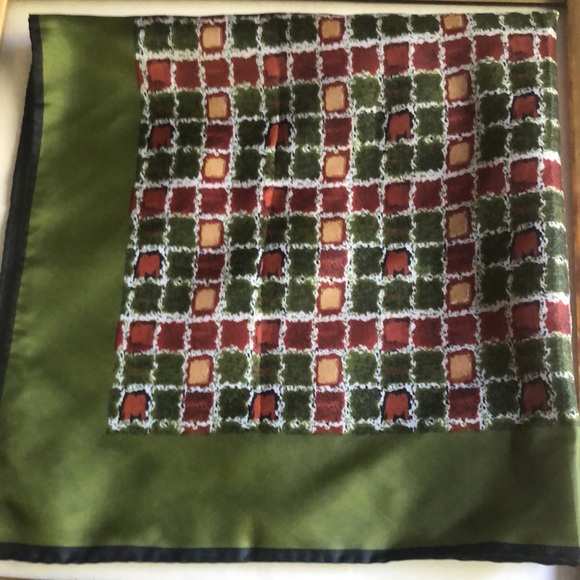 Chic Elegant design Square Bandana  Neckerchief VTG - Picture 10 of 16